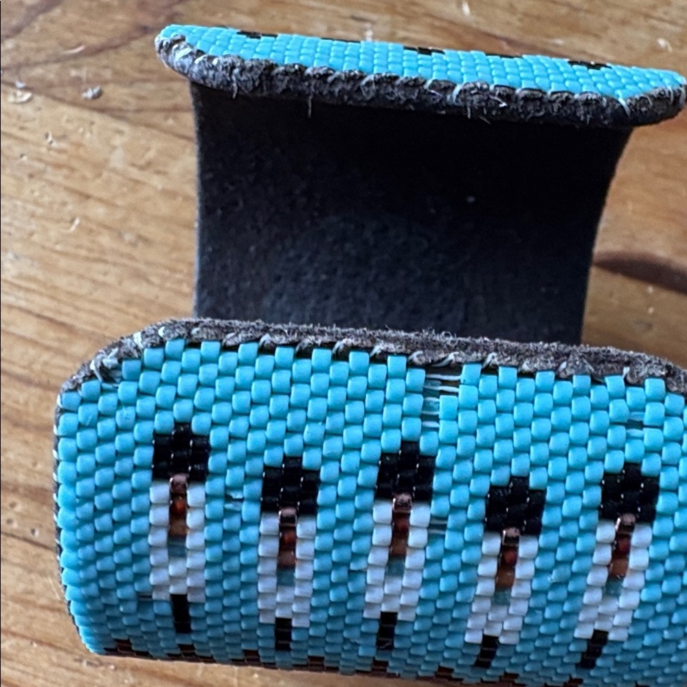 Native American Beaded Cuff Bracelet with Cross Design - Picture 7 of 7